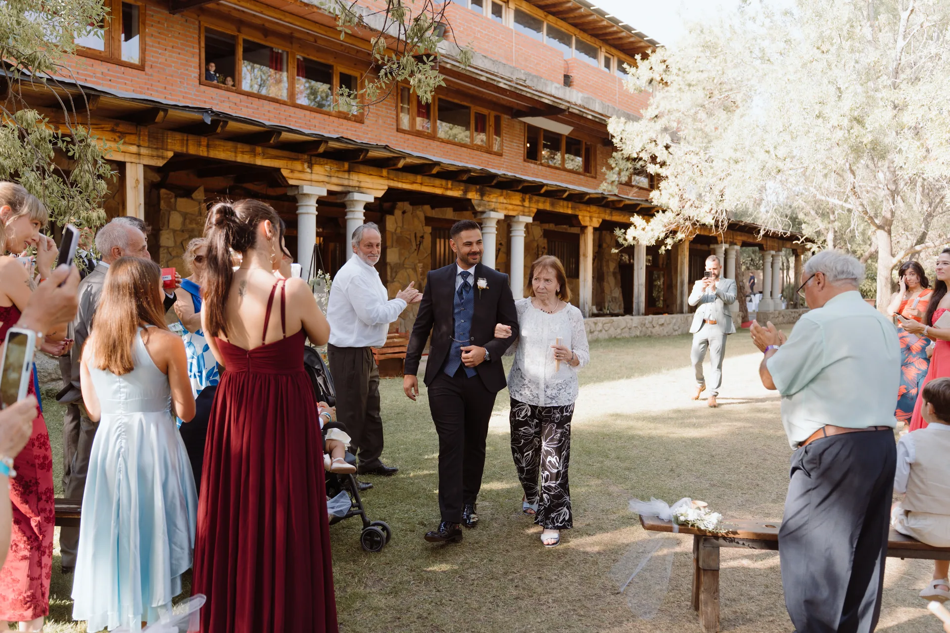 Boda de Cris e Iván en Pazo de Lama, Navaluenga