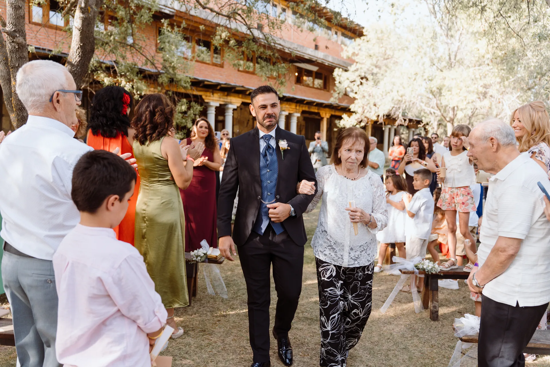 Boda de Cris e Iván en Pazo de Lama, Navaluenga