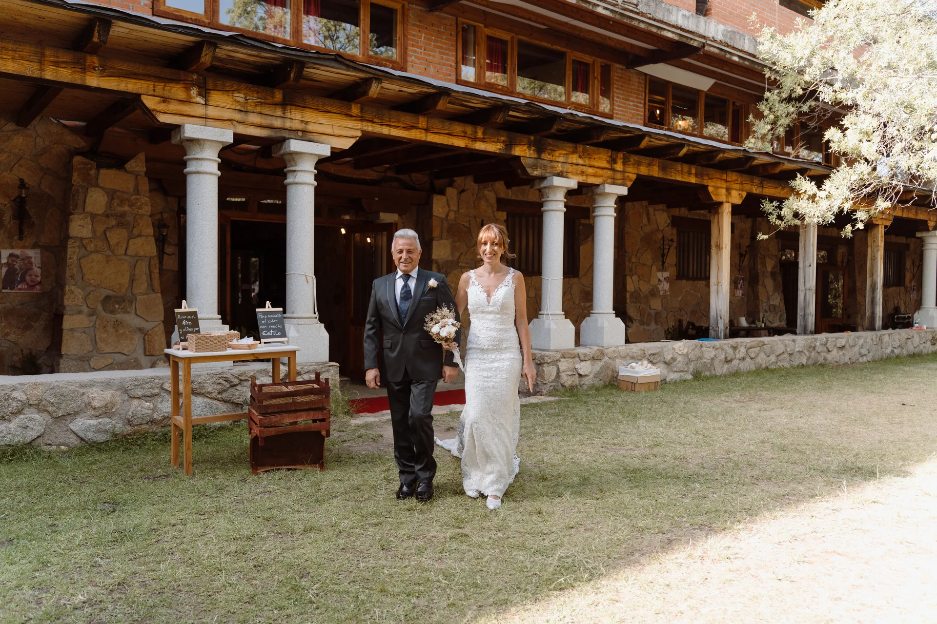 Boda de Cris e Iván en Pazo de Lama, Navaluenga