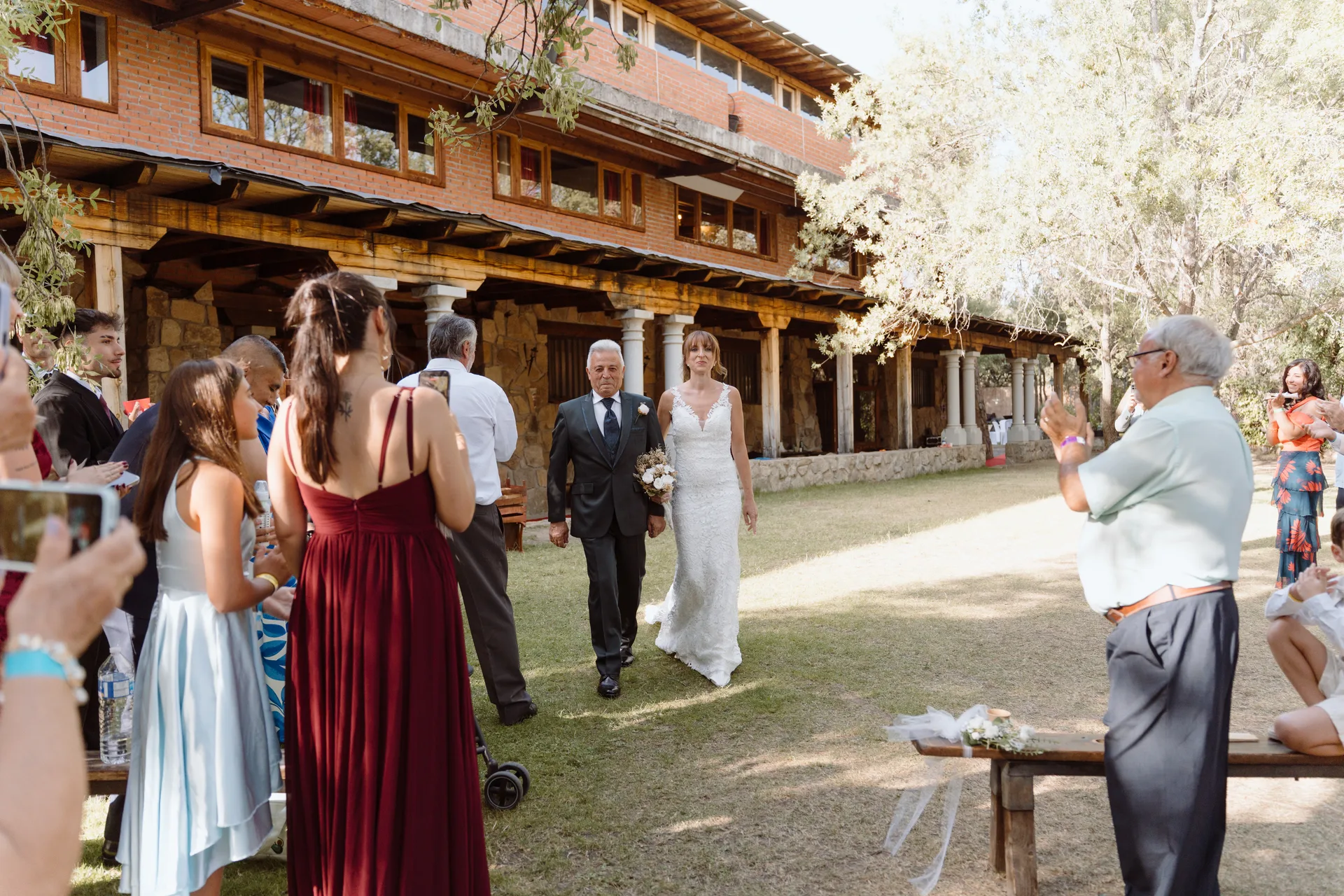 Boda de Cris e Iván en Pazo de Lama, Navaluenga