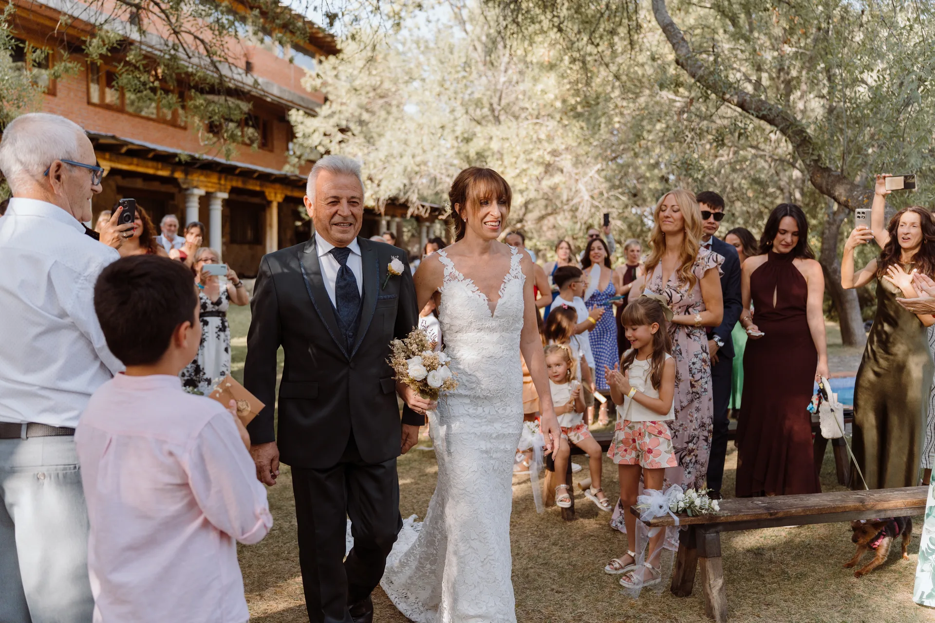Boda de Cris e Iván en Pazo de Lama, Navaluenga