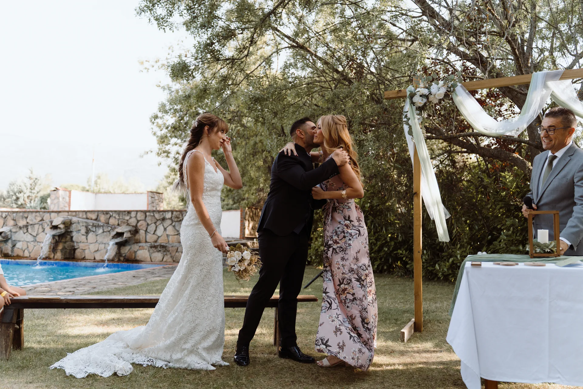 Boda de Cris e Iván en Pazo de Lama, Navaluenga