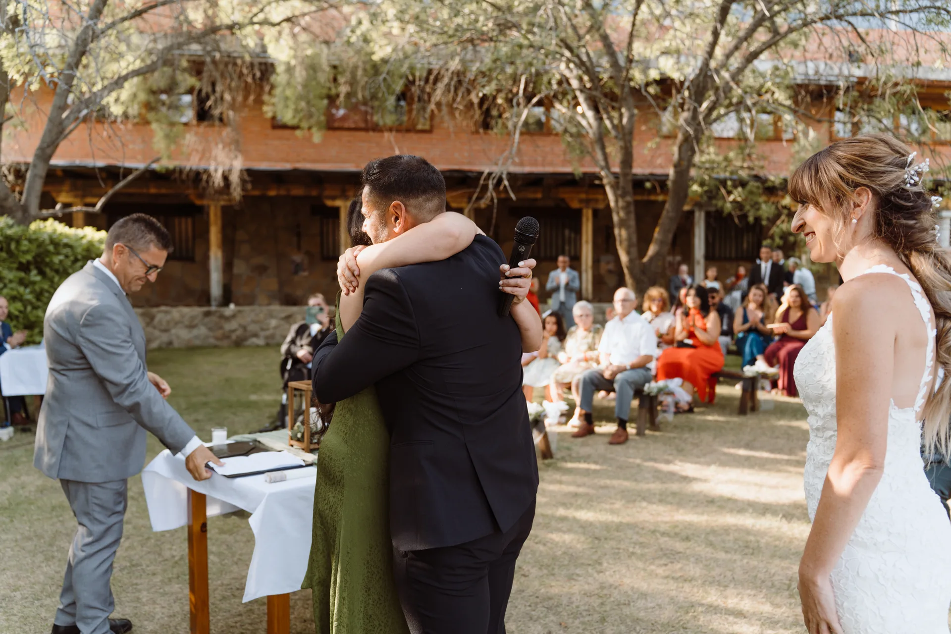 Boda de Cris e Iván en Pazo de Lama, Navaluenga