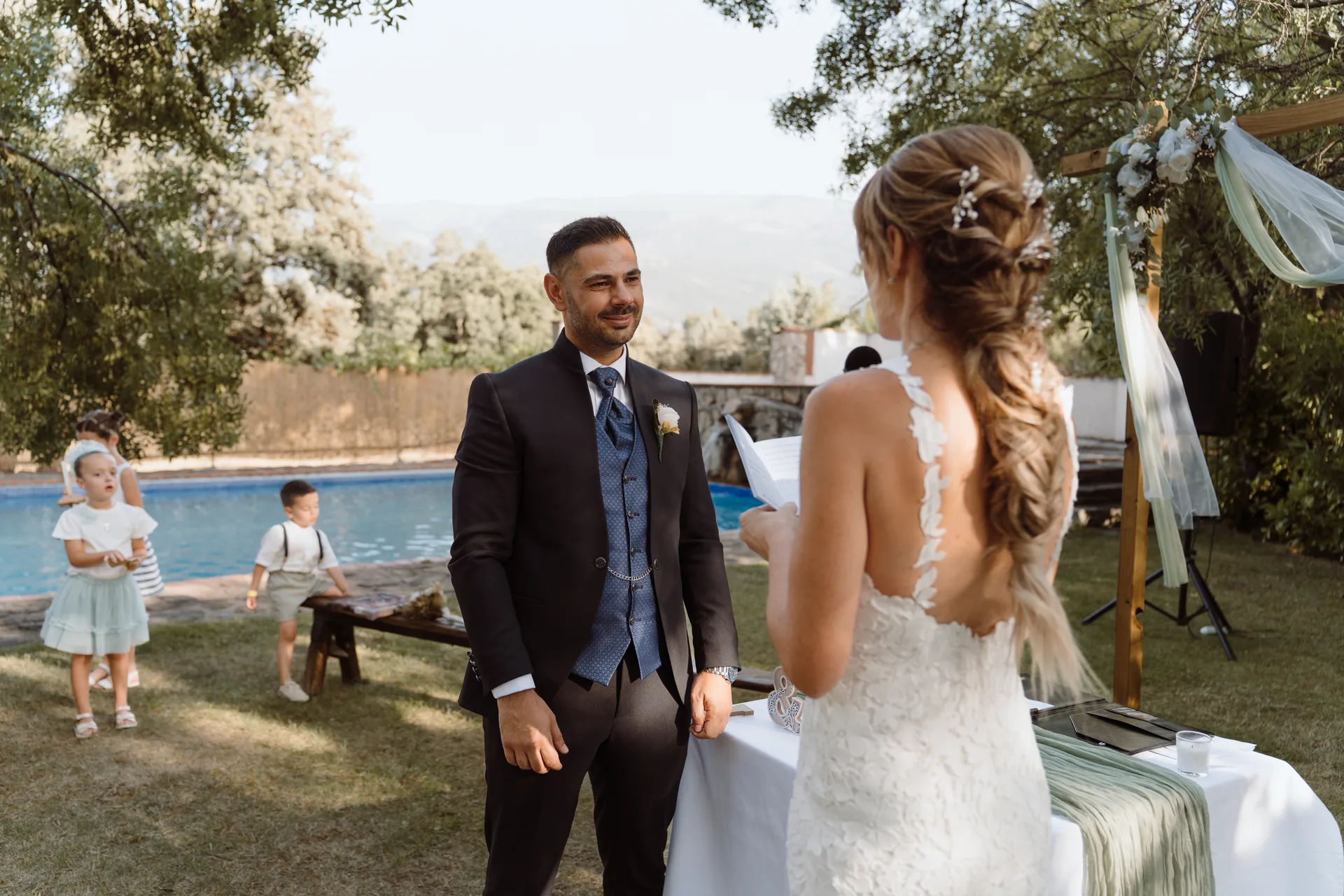 Boda de Cris e Iván en Pazo de Lama, Navaluenga