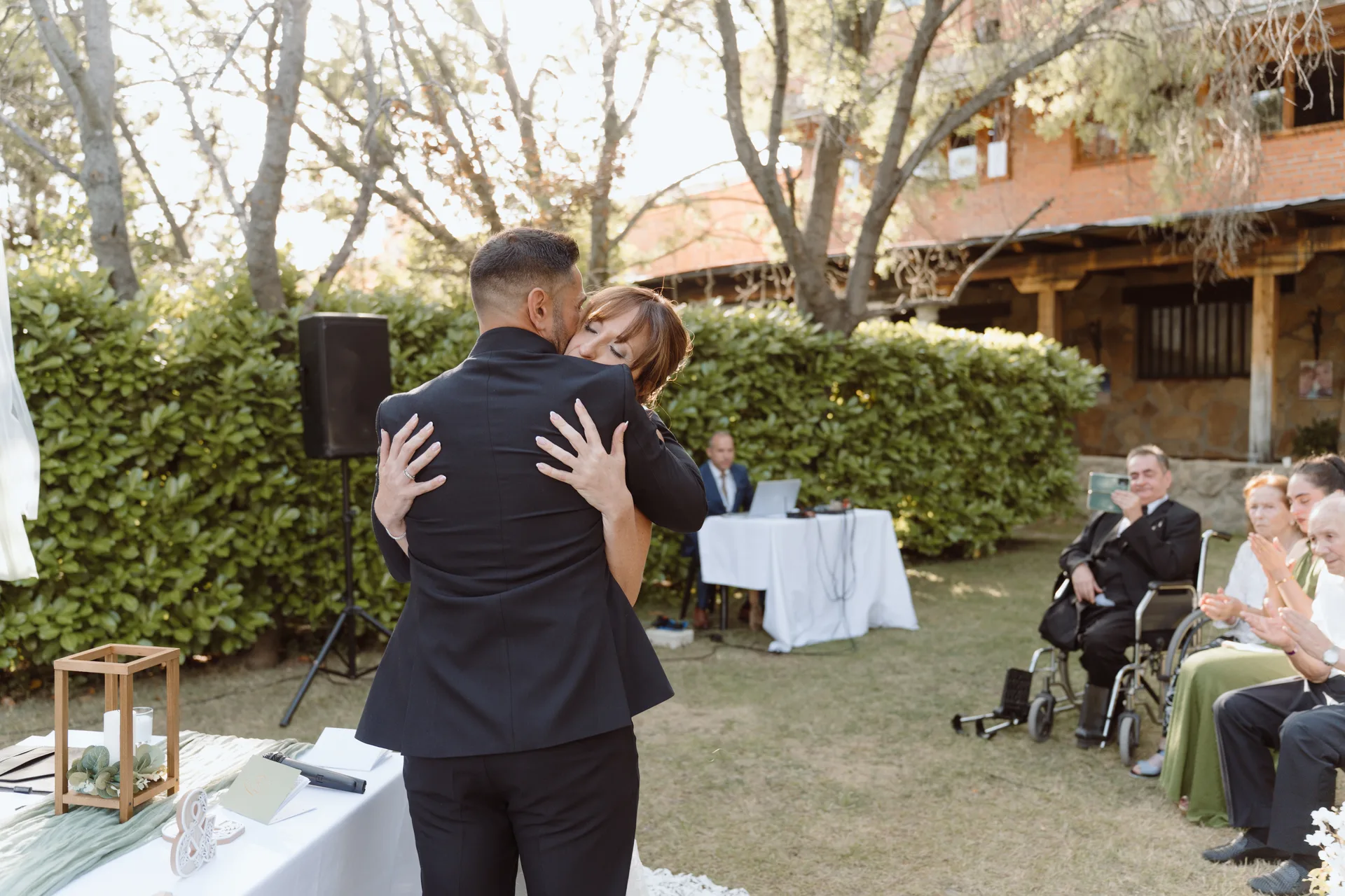 Boda de Cris e Iván en Pazo de Lama, Navaluenga
