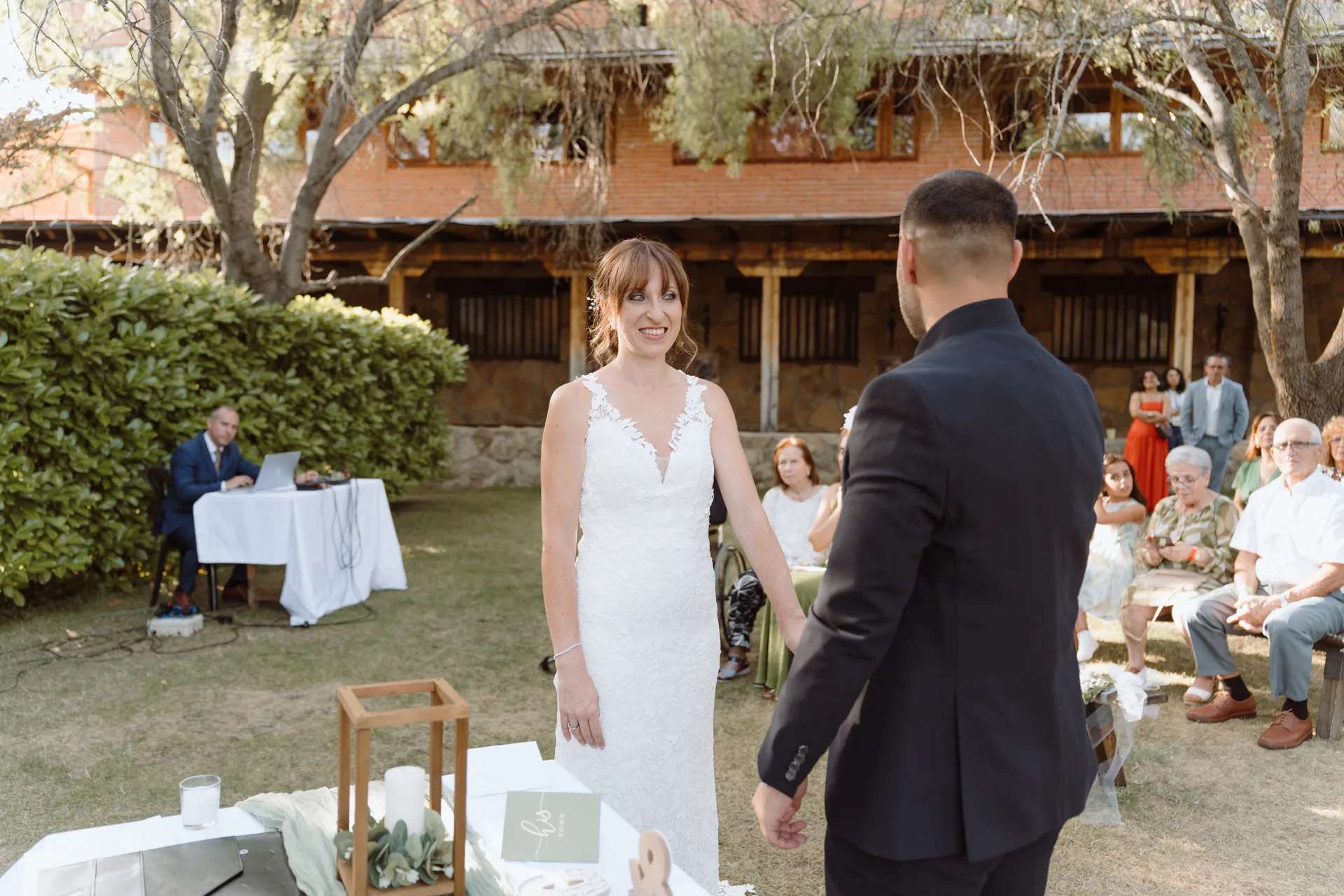 Boda de Cris e Iván en Pazo de Lama, Navaluenga