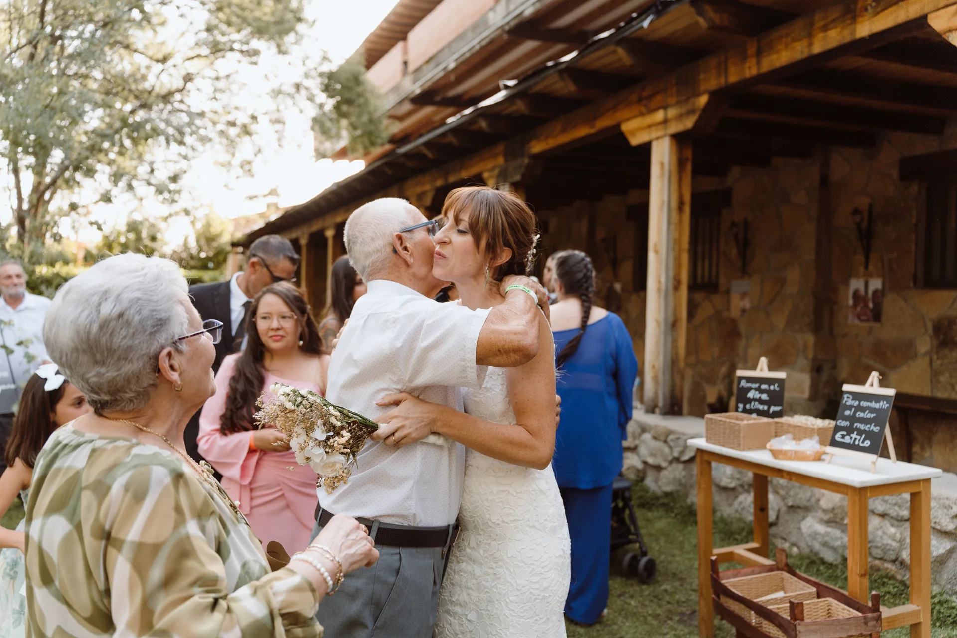 Boda de Cris e Iván en Pazo de Lama, Navaluenga
