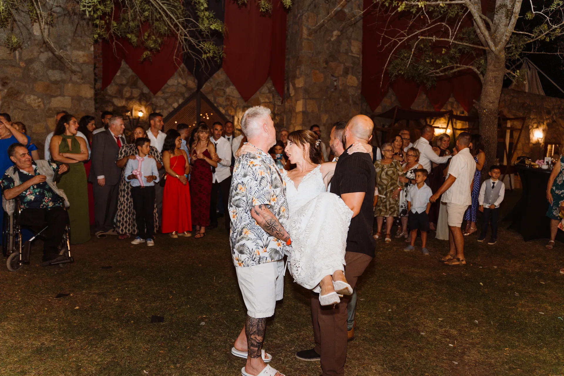 Boda de Cris e Iván en Pazo de Lama, Navaluenga