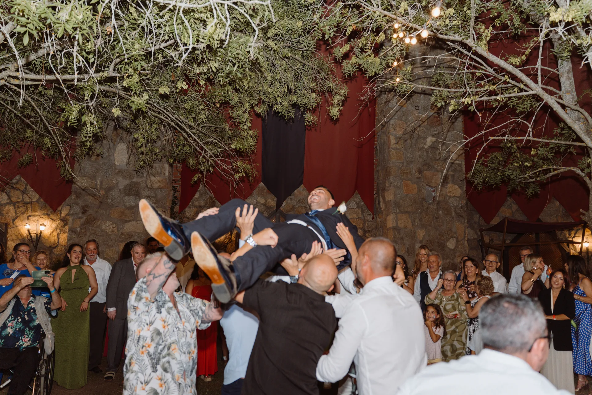 Boda de Cris e Iván en Pazo de Lama, Navaluenga