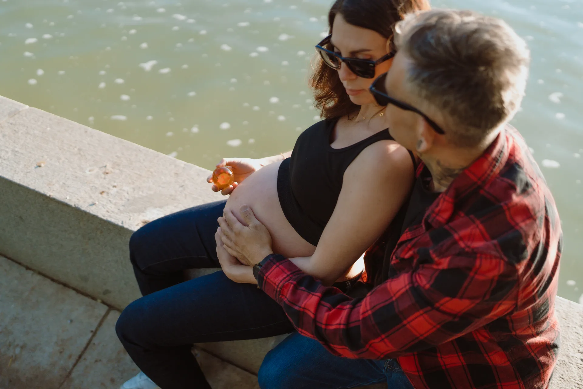 Sesión de embarazo en Madrid · Me caso, literal