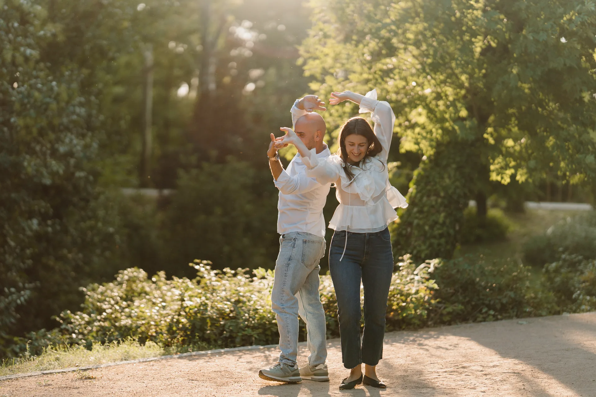 Sesión preboda Lilia y Kike en el Campo del Moro, Madrid