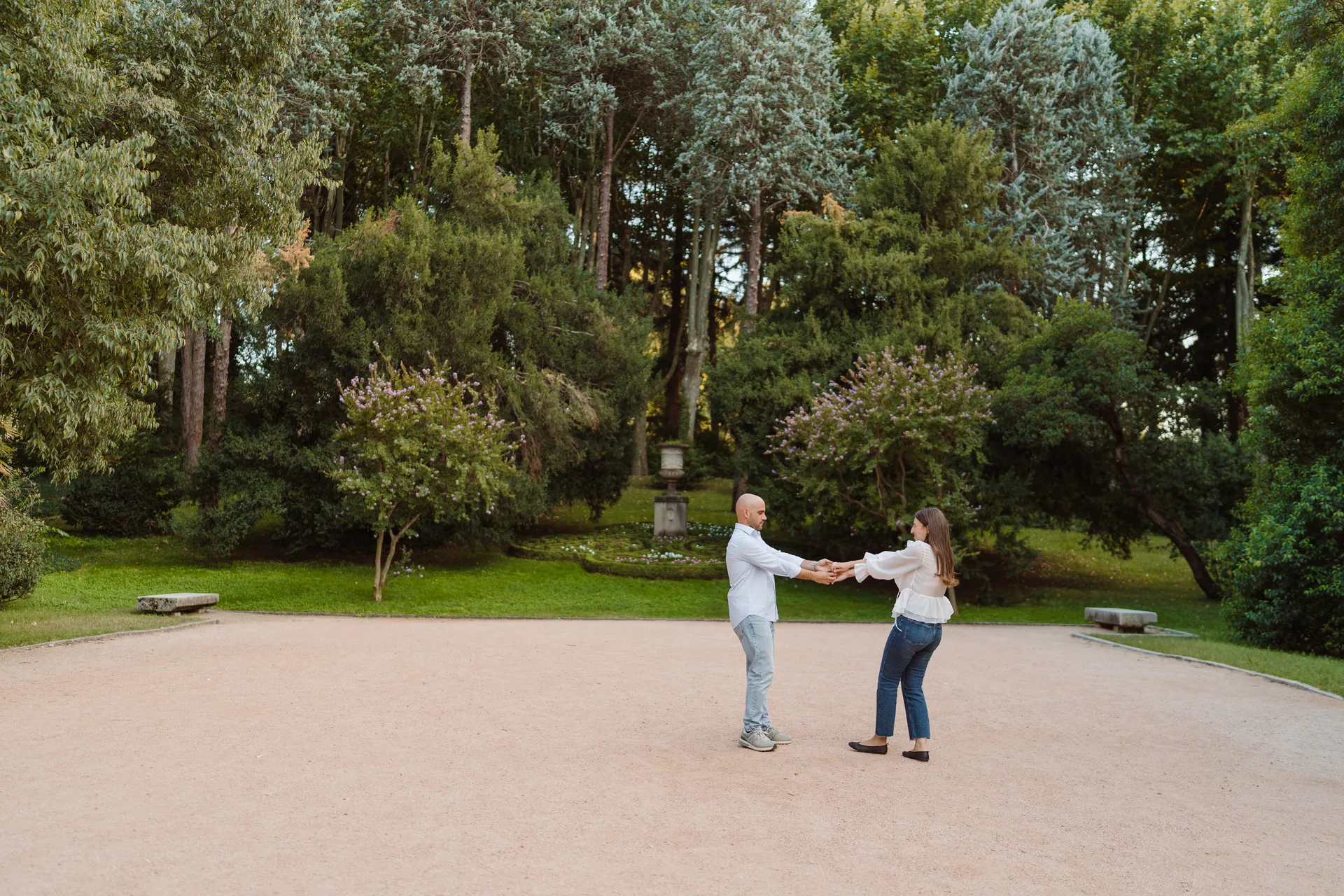 Sesión preboda Lilia y Kike en el Campo del Moro, Madrid
