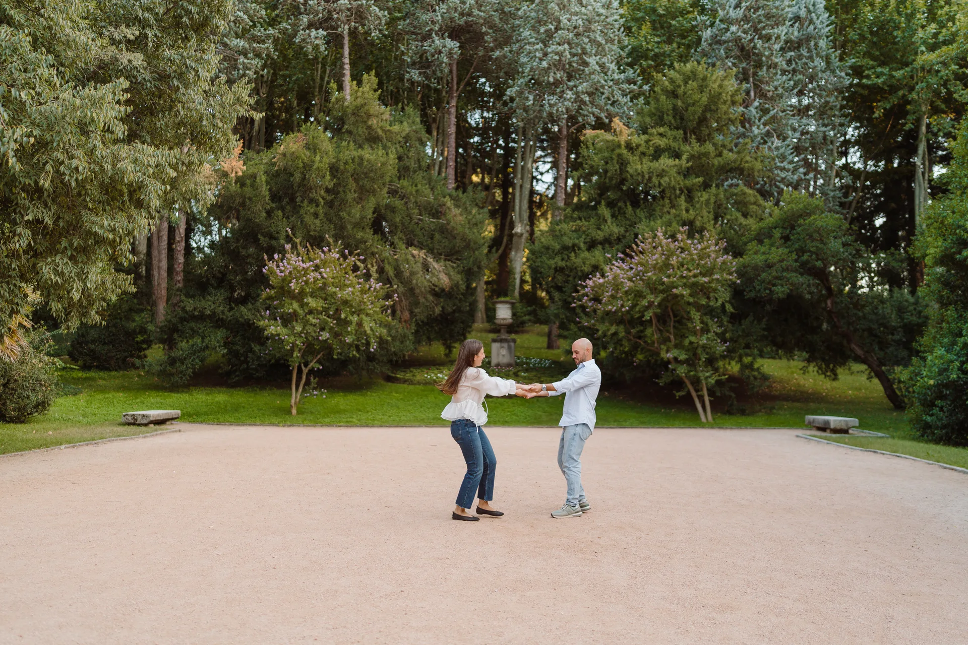 Sesión preboda Lilia y Kike en el Campo del Moro, Madrid