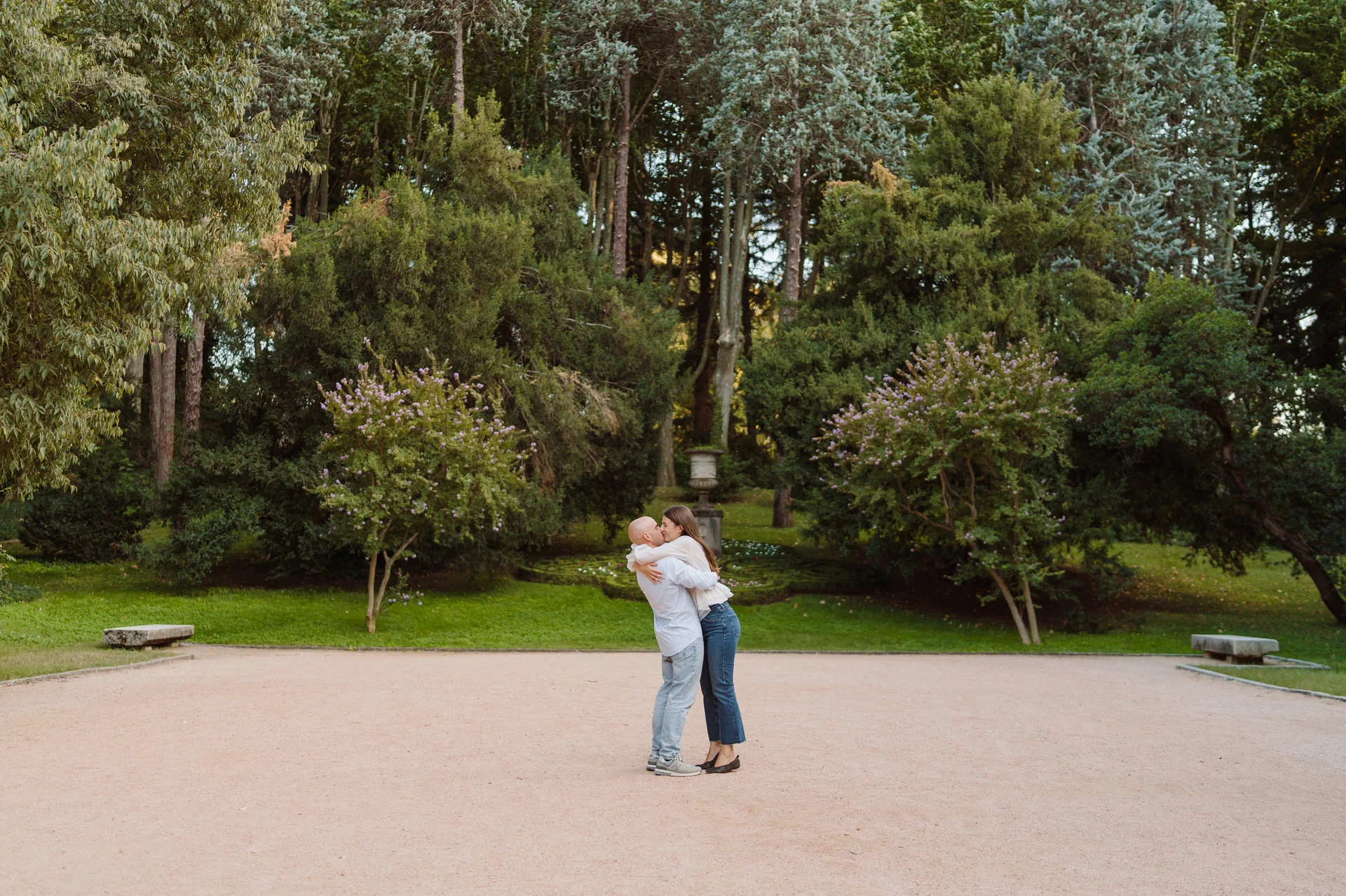 Sesión preboda Lilia y Kike en el Campo del Moro, Madrid